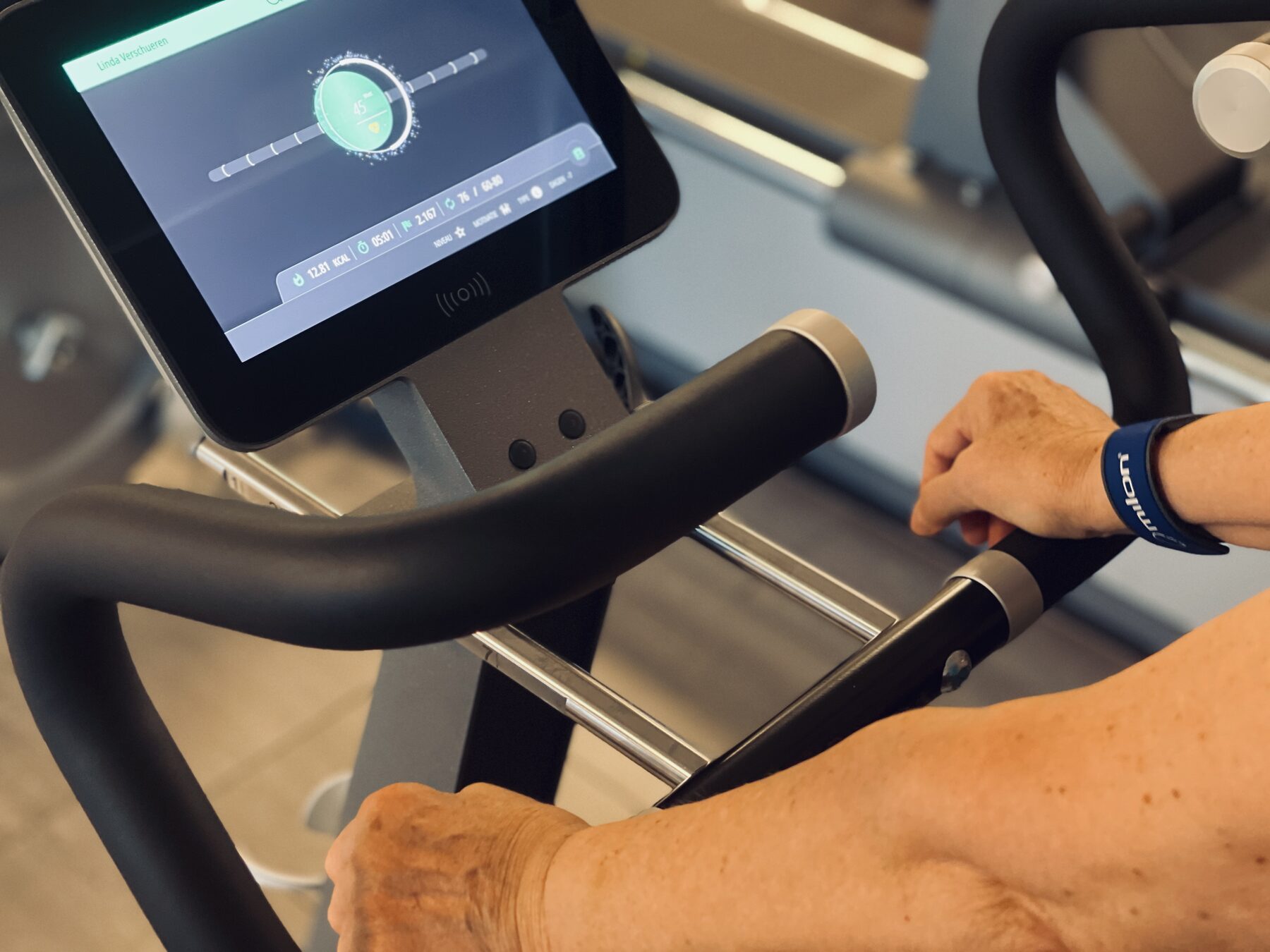 Interieur van The GYM Corman met Milon-cirkel